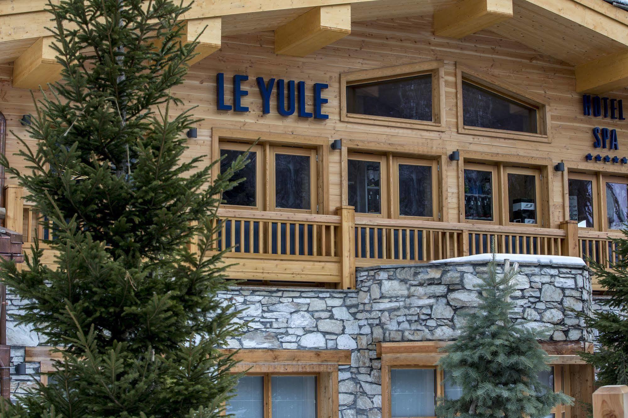 Le Yule Hotel & Spa Val-dʼIsère Exterior foto